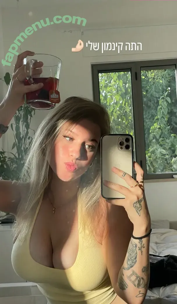 Meshilily nude photo #0010 (Meshilily)