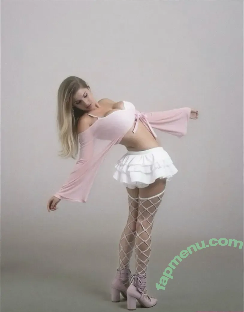 Meshilily nude photo #0018 (Meshilily)