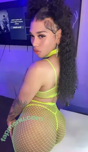  nude photo #0002