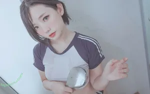 Messie Huang / messiecosplay nude photo #0010