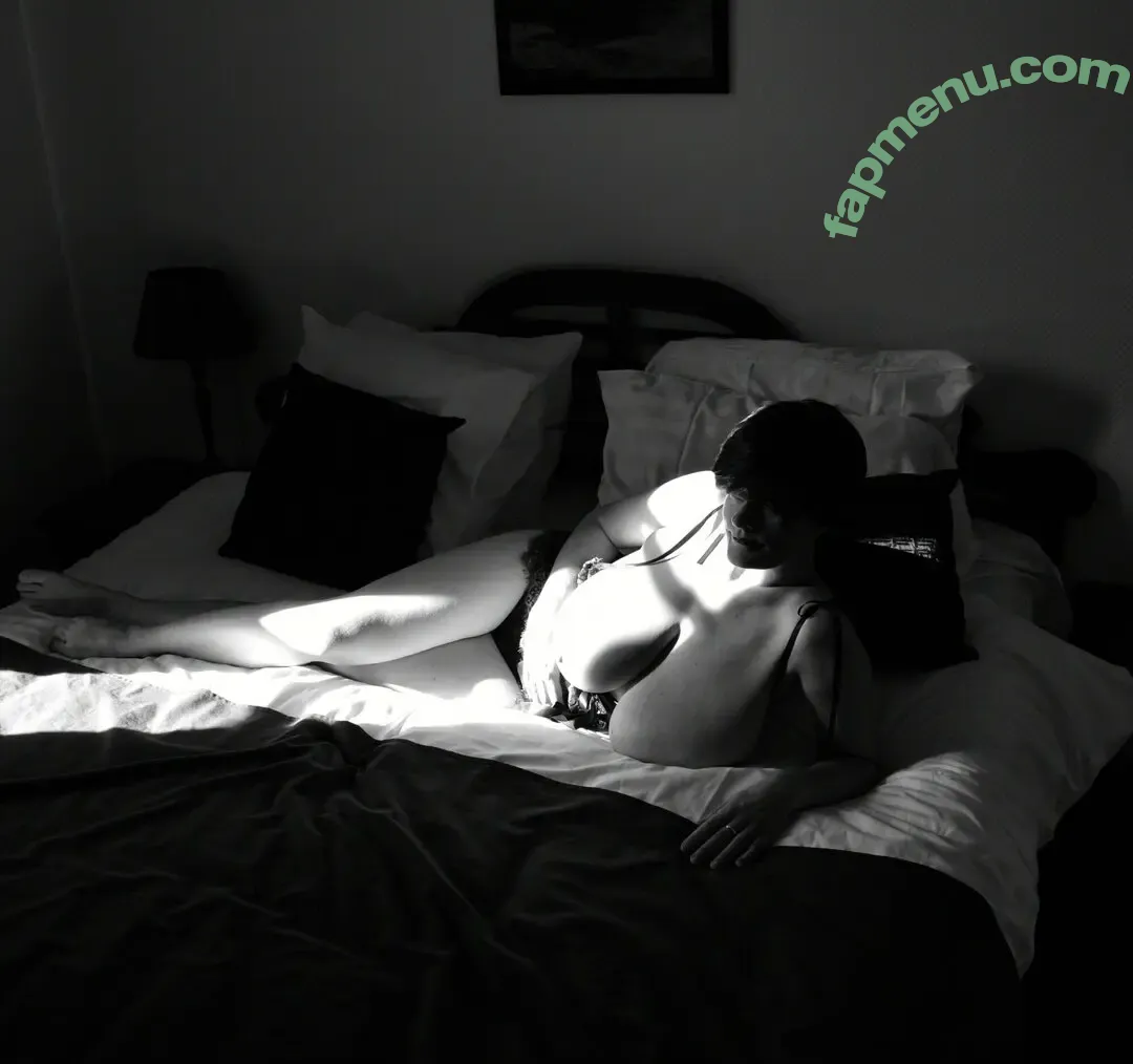 messycleo nude photo #0009 (messycleo)