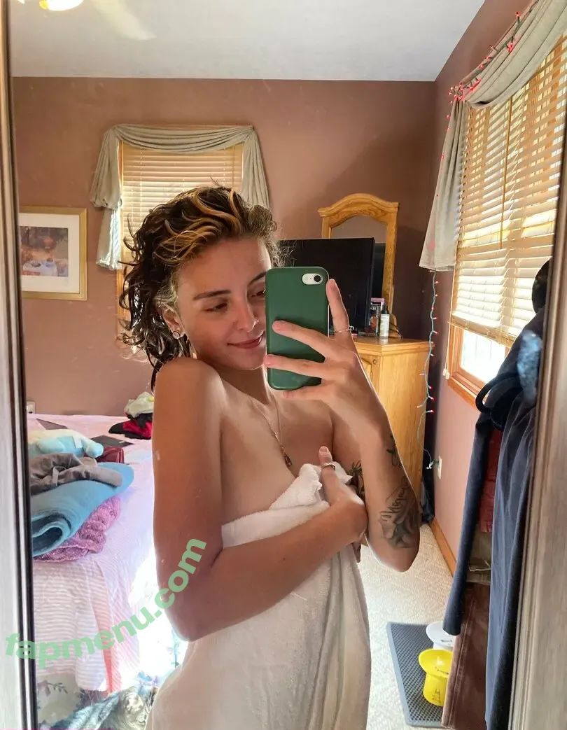 meswl nude photo #0004 (meswl_)