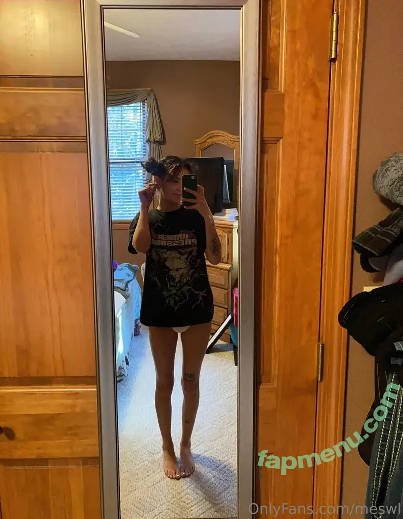 meswl nude photo #0006 (meswl_)