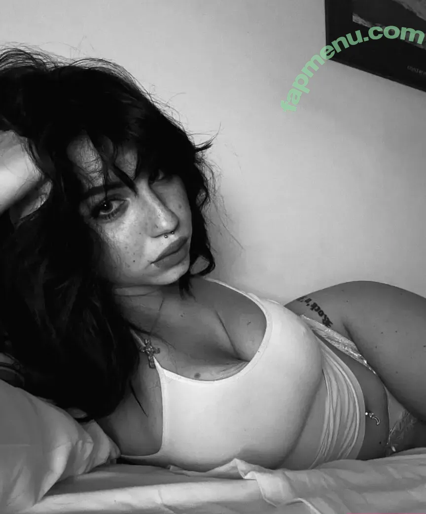 methallika nude photo #0062 (vypercasss)