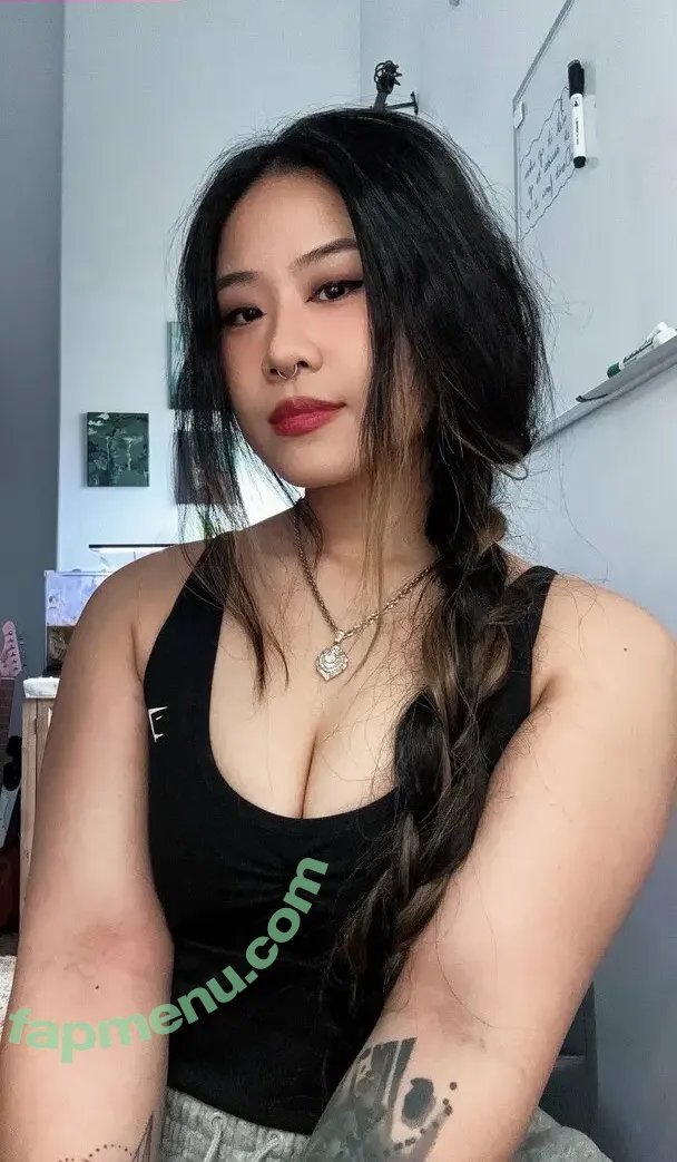 Mewlilay nude photo #0050 (mewlilayy)