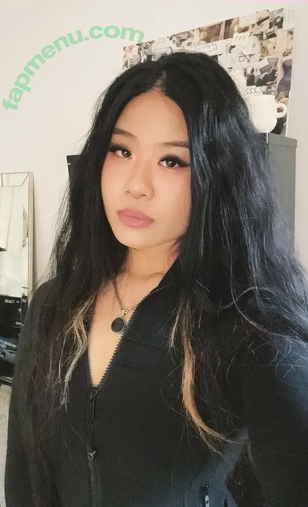 Mewlilay nude photo #0162 (mewlilayy)
