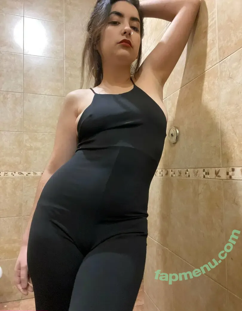 mewmewmiaufree nude photo #0009 (mewmewmiaufree)