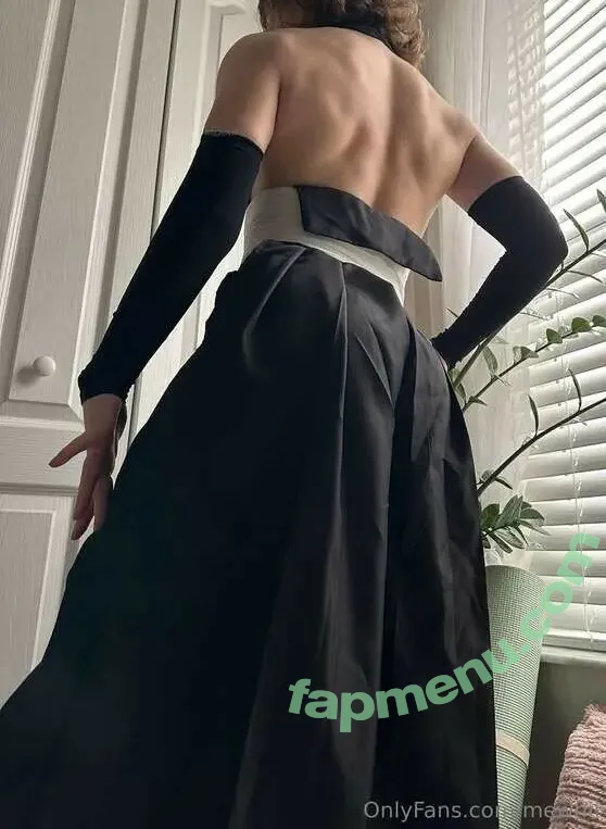 Mewnii nude photo #0235 (Mewwnii)