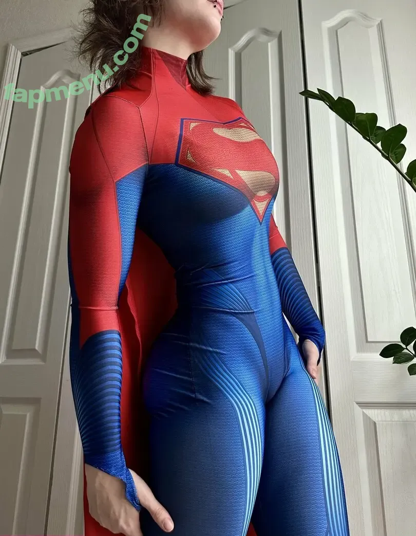 Mewnii nude photo #0007 (Mewwnii)