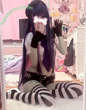 Mewsect nude photo #0001