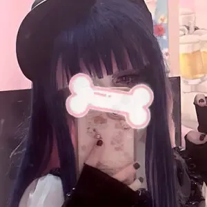 Mewsect nude photo #0002