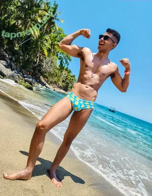 mexicanrepublic / mexicanrepublickitchen nude photo #0024