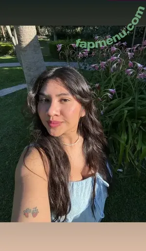 Mexico Mega / jailyneojeda / what_happens_in_mexico nude photo #0287