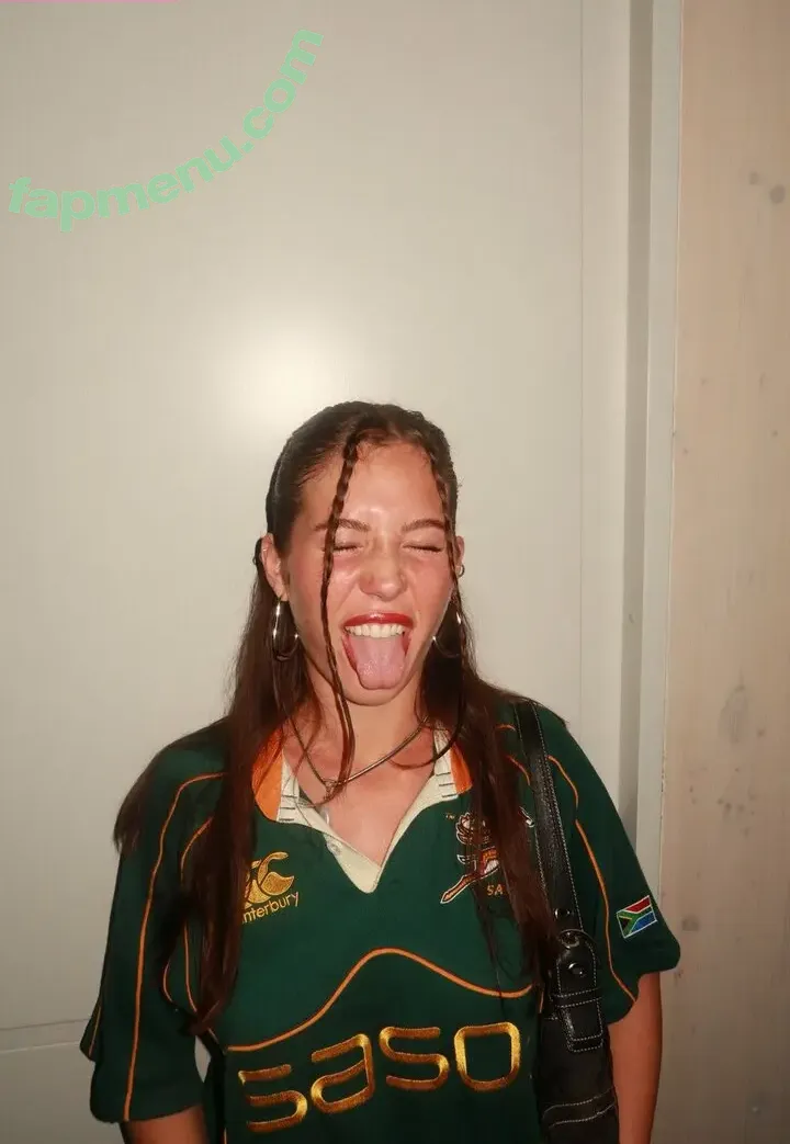 mgfeet222 nude photo #0011 (Mary Grace / Mgfeets1 / goddessmarygrace / u31983349)