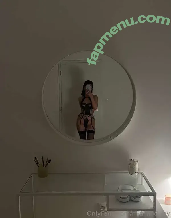 mia_and_jay nude photo #0017 (hikeandseekadventures)