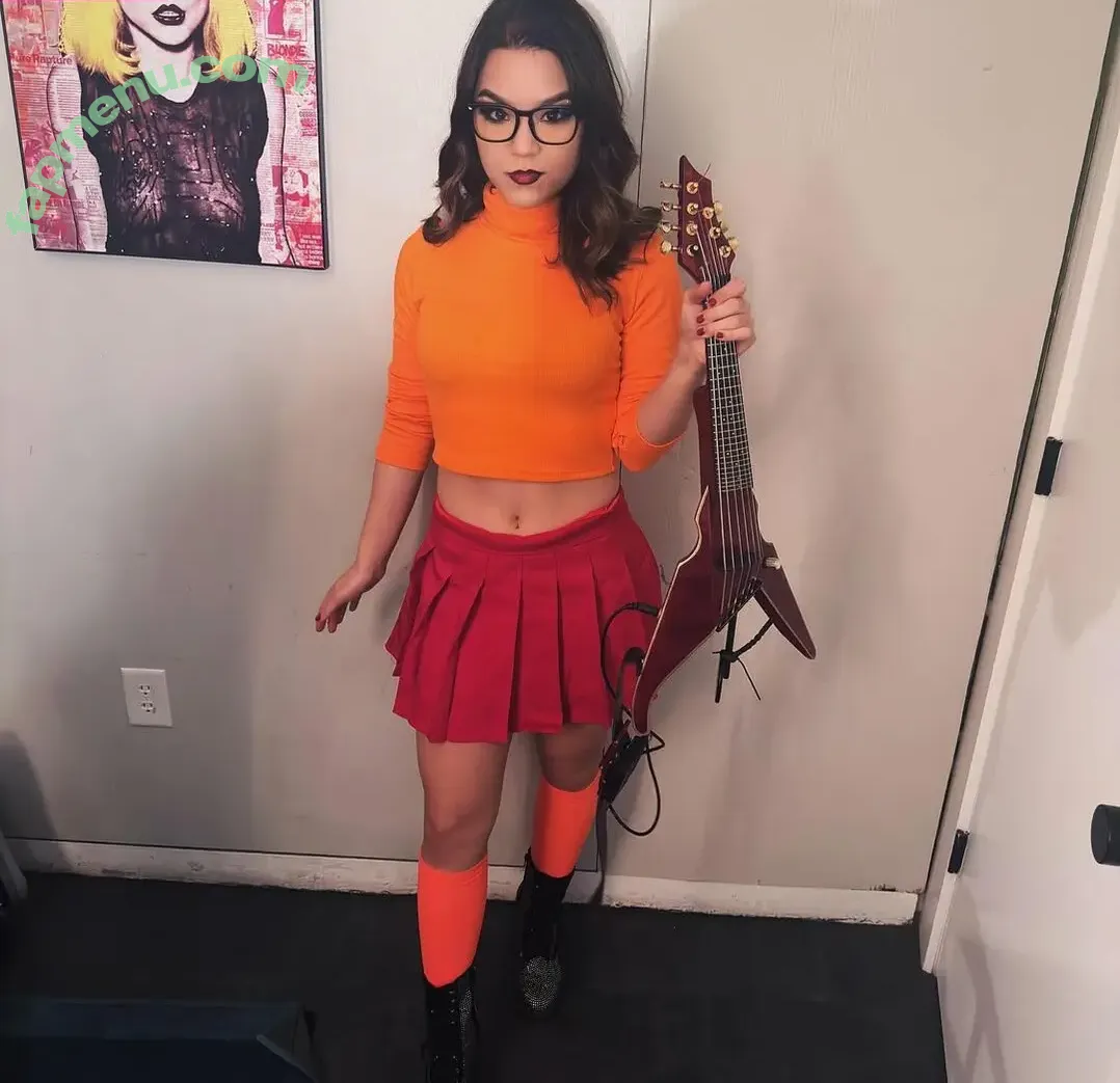 Mia Asano nude photo #0003 (miaasanomusic)