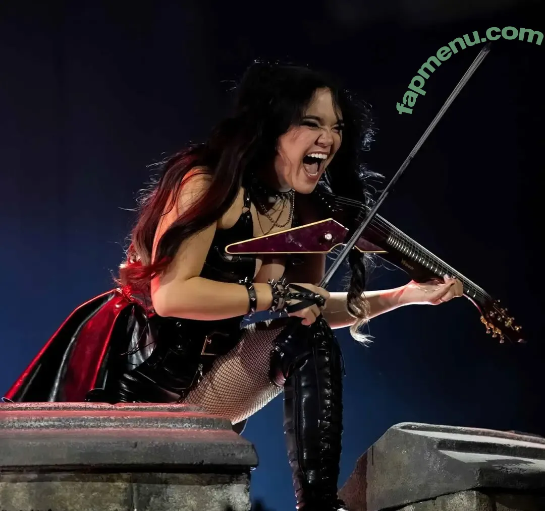 Mia Asano nude photo #0032 (mia_asano / miaasanomusic)