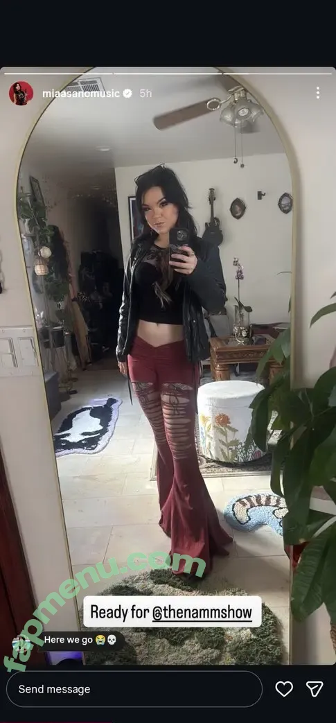 Mia Asano nude photo #0033 (mia_asano / miaasanomusic)