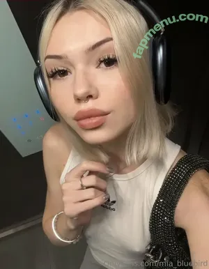 Mia_bluebird / clarathestudent / miabluebird nude photo #0301