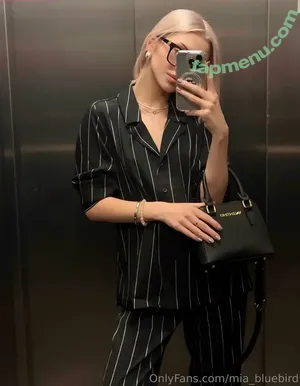 Mia_bluebird / clarathestudent / miabluebird nude photo #0326