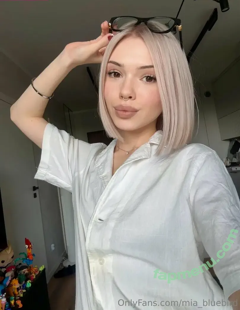 Mia_bluebird nude photo #0255 (miabluebird)