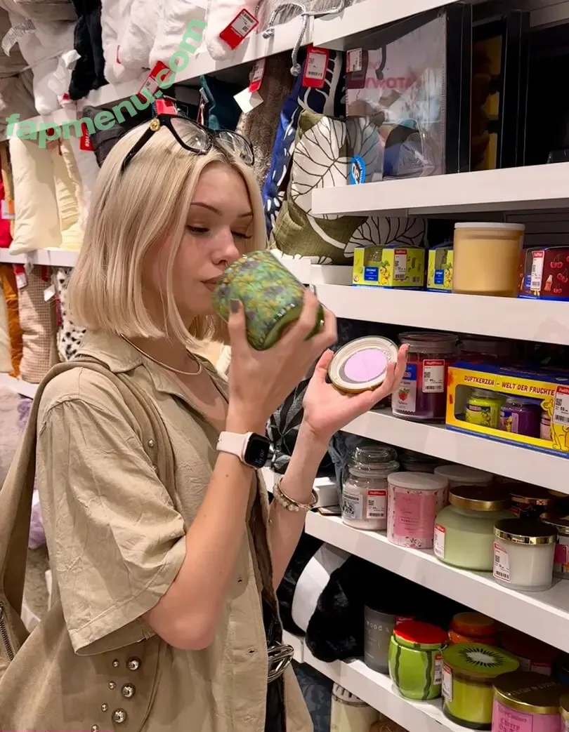 Mia_bluebird nude photo #0299 (clarathestudent / miabluebird)