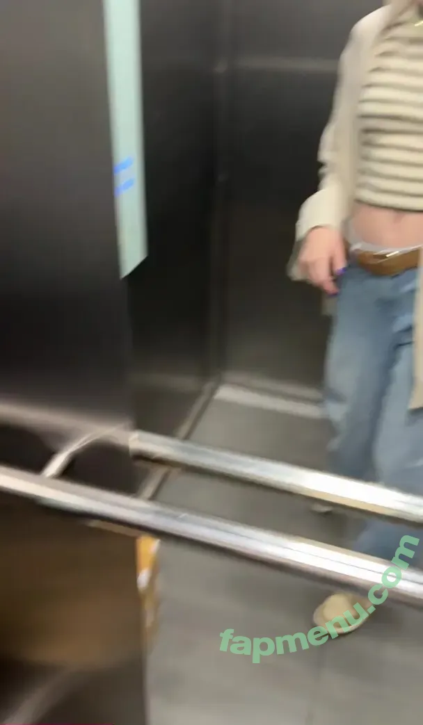 Mia_bluebird nude photo #0365 (clarathestudent / miabluebird)