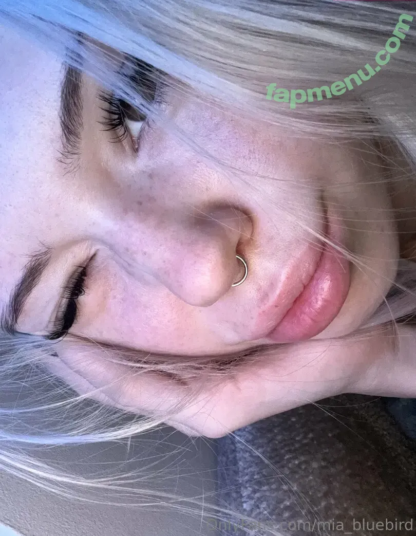 Mia_bluebird nude photo #0484 (clarathestudent / miabluebird)