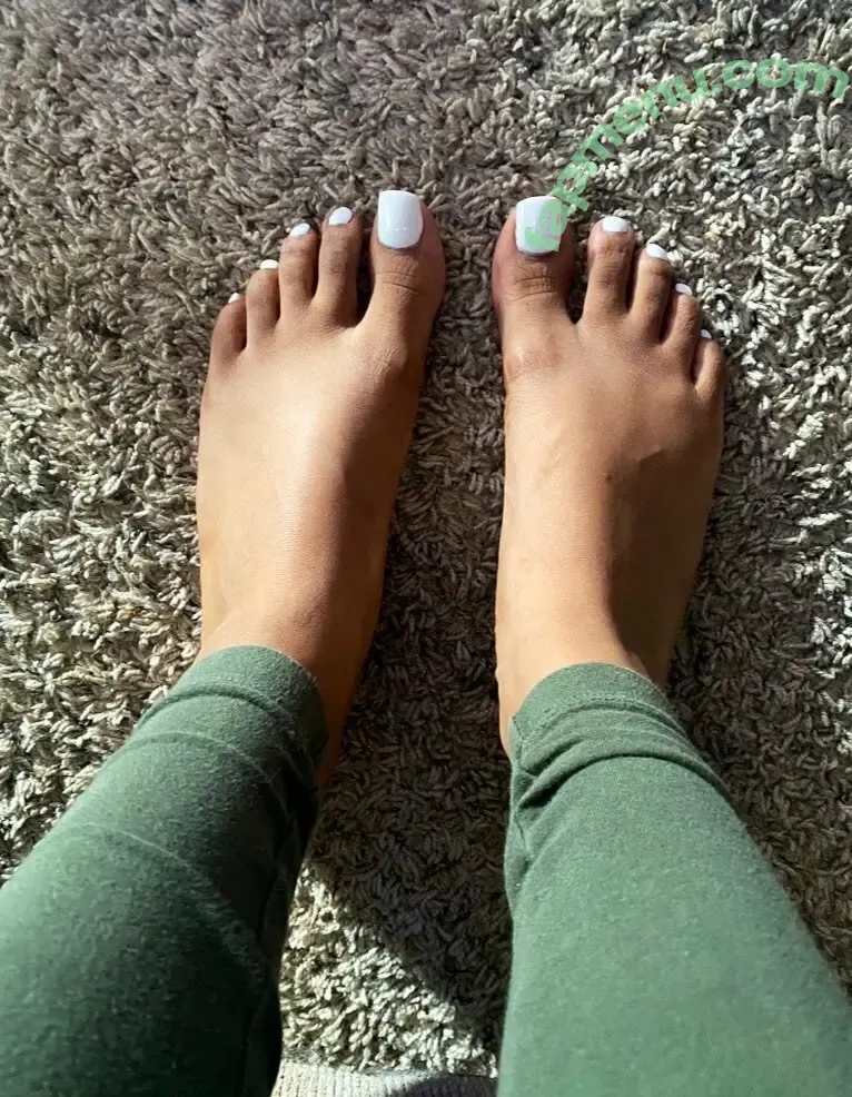 mia_bratt nude photo #0001 (miabratt)