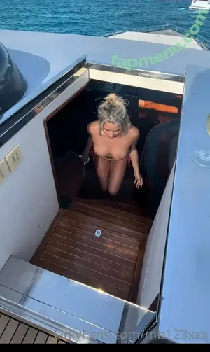 Mia Brodrick / mb123xxx / mia_brodrick / miabrodrick nude photo #0036