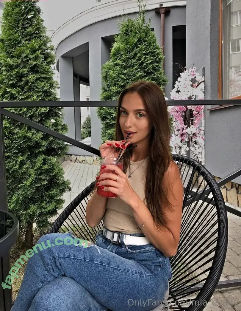 mia_evans nude photo #0073 (mia_evans)