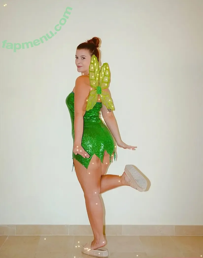Mia G nude photo #0008 (iammia1 / mia_ngx)
