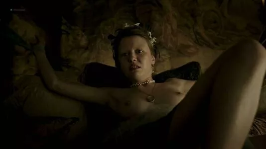 Mia Goth / goth.mia / officalmiagoth nude photo #0032