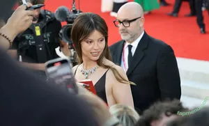 Mia Goth / goth.mia / officalmiagoth nude photo #0273