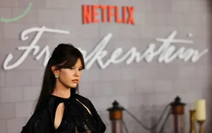 Mia Goth / goth.mia / officalmiagoth nude photo #0358