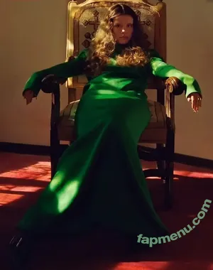 Mia Goth / goth.mia / officalmiagoth nude photo #0361