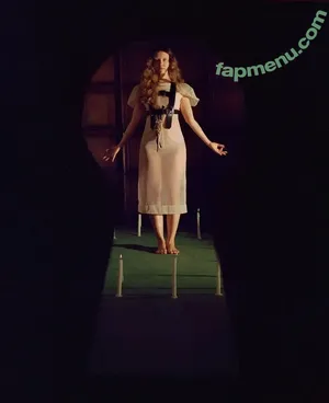 Mia Goth / goth.mia / officalmiagoth nude photo #0382