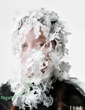 Mia Goth / goth.mia / officalmiagoth nude photo #0459