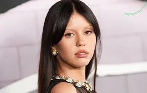 Mia Goth / goth.mia / officalmiagoth nude photo #0490