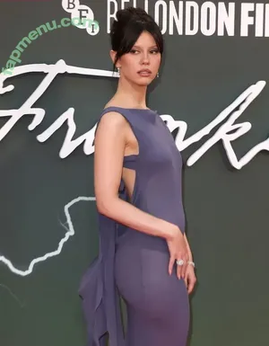 Mia Goth / goth.mia / officalmiagoth nude photo #0492