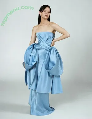 Mia Goth / goth.mia / officalmiagoth nude photo #0585