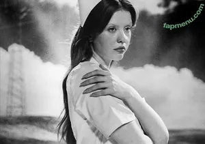 Mia Goth / goth.mia / officalmiagoth nude photo #0586
