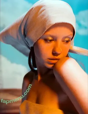 Mia Goth / goth.mia / officalmiagoth nude photo #0587