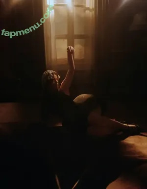 Mia Goth / goth.mia / officalmiagoth nude photo #0592