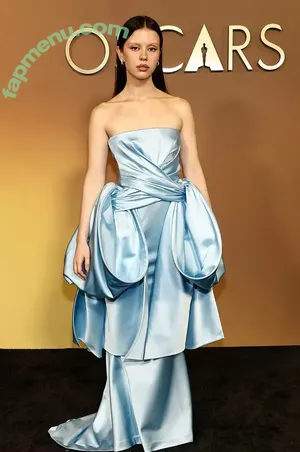 Mia Goth / goth.mia / officalmiagoth nude photo #0594