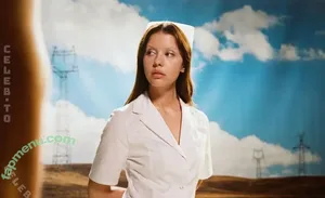 Mia Goth / goth.mia / miaxgoth / officalmiagoth nude photo #0630