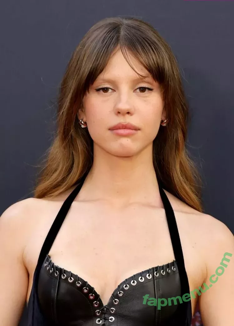 Mia Goth nude photo #0143 (goth.mia / officalmiagoth)