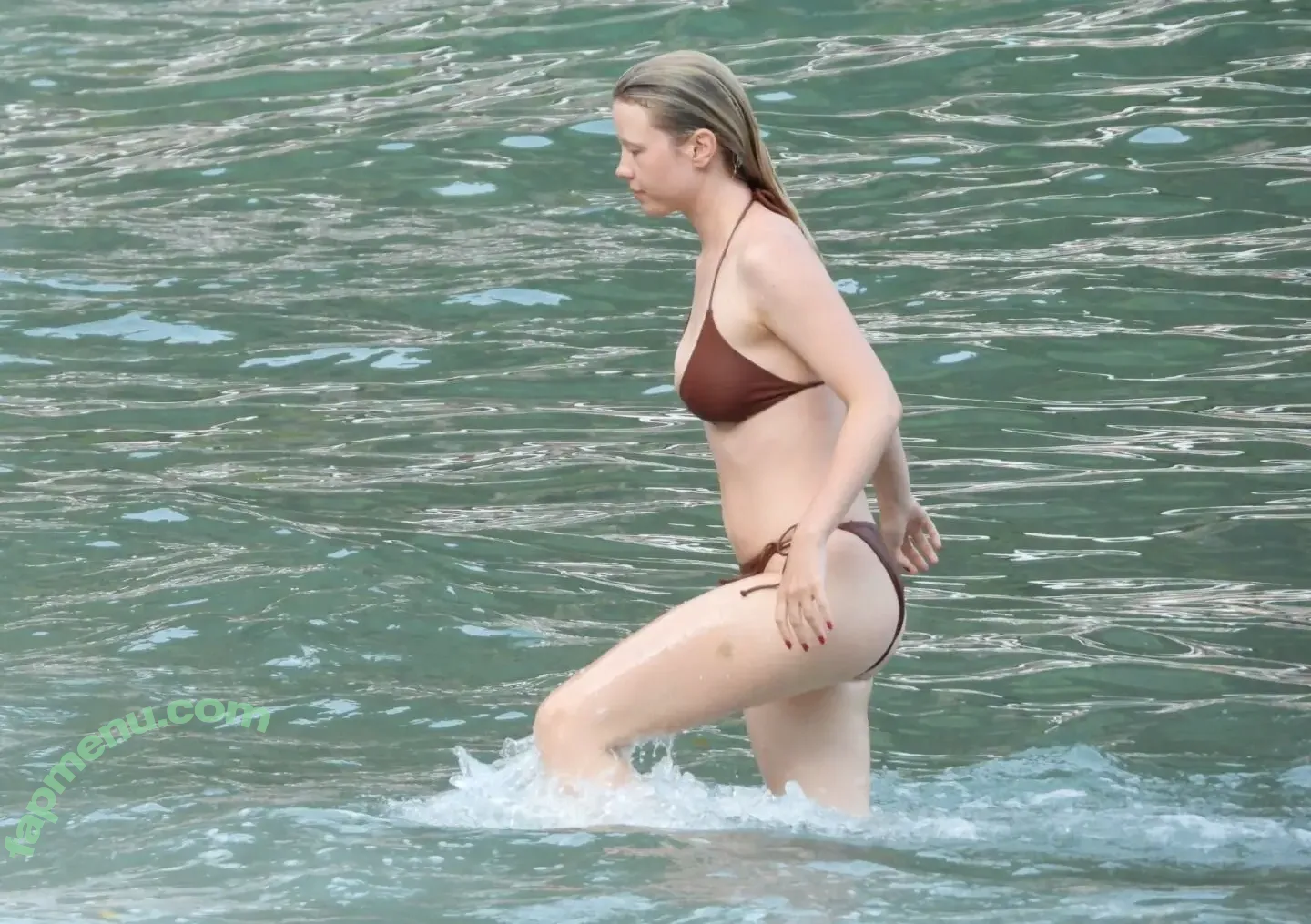 Mia Goth nude photo #0242 (goth.mia / officalmiagoth)