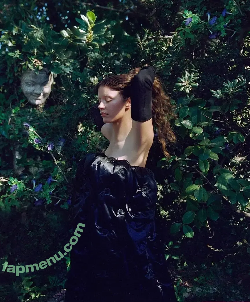 Mia Goth nude photo #0364 (goth.mia / officalmiagoth)