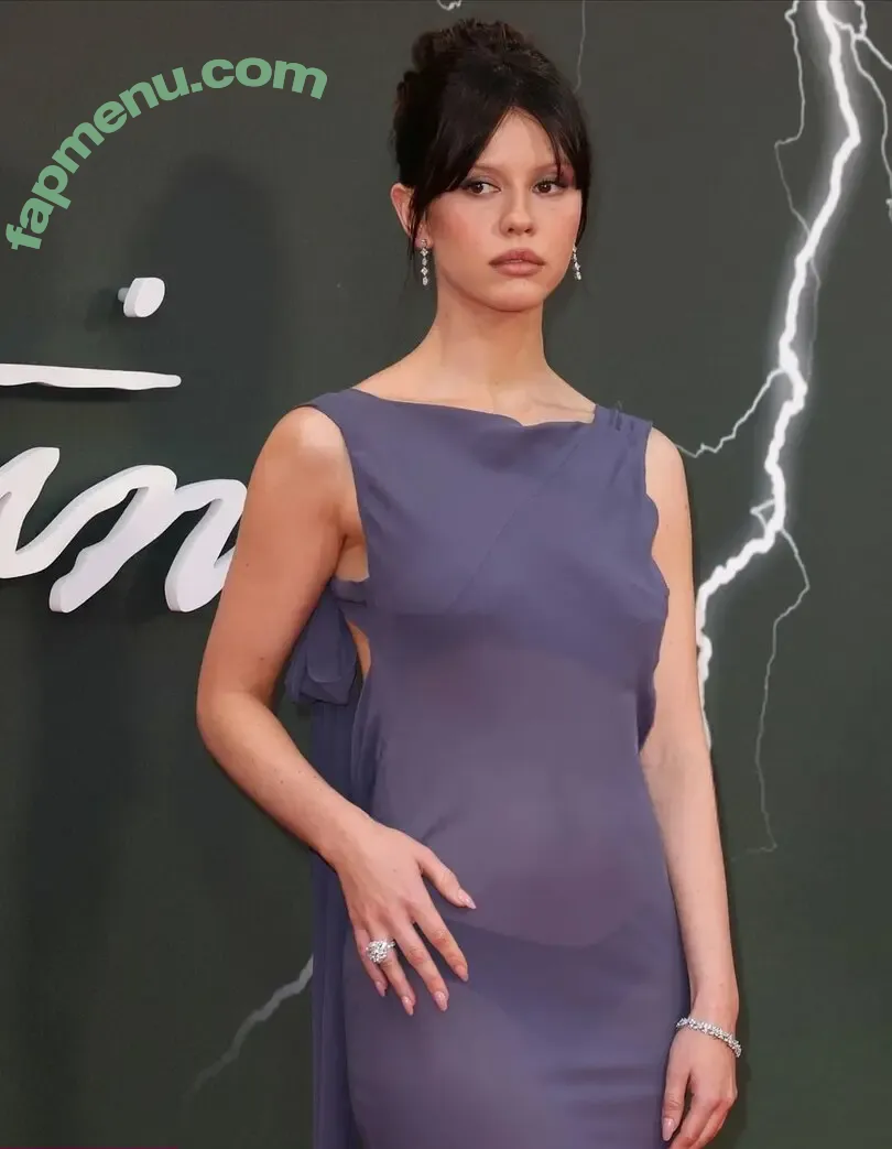 Mia Goth nude photo #0493 (goth.mia / officalmiagoth)